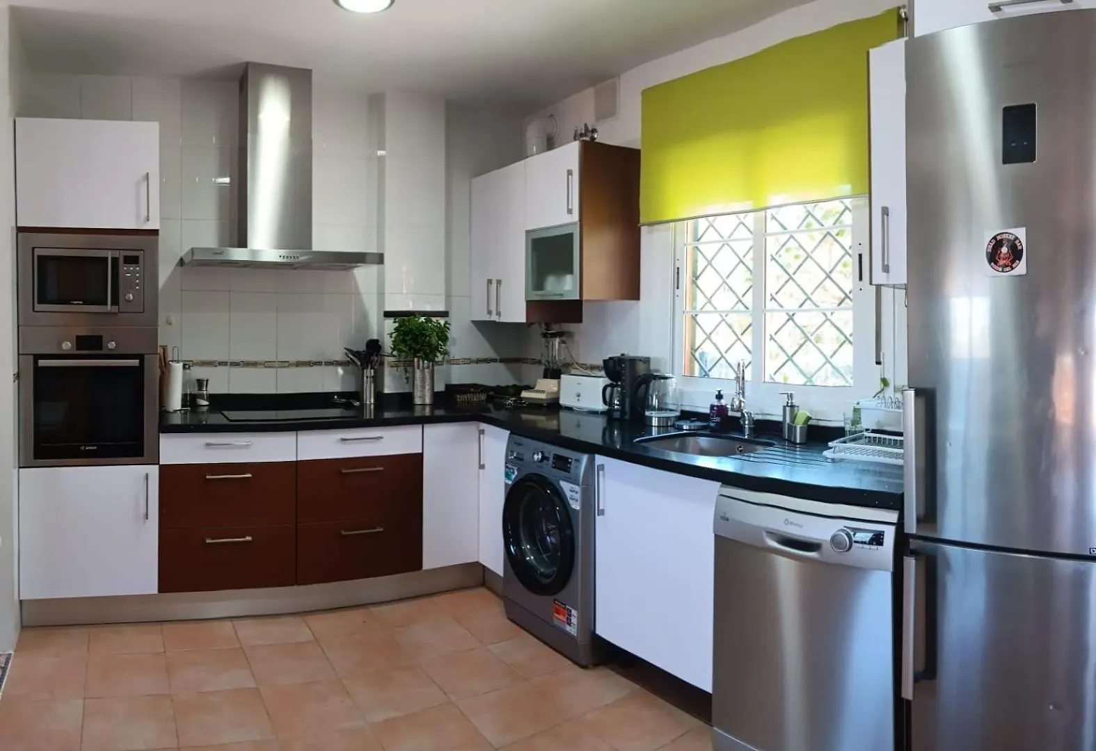 Magnifico Chalet Con Piscina Privada Torre Del Mar 0*,  Spain